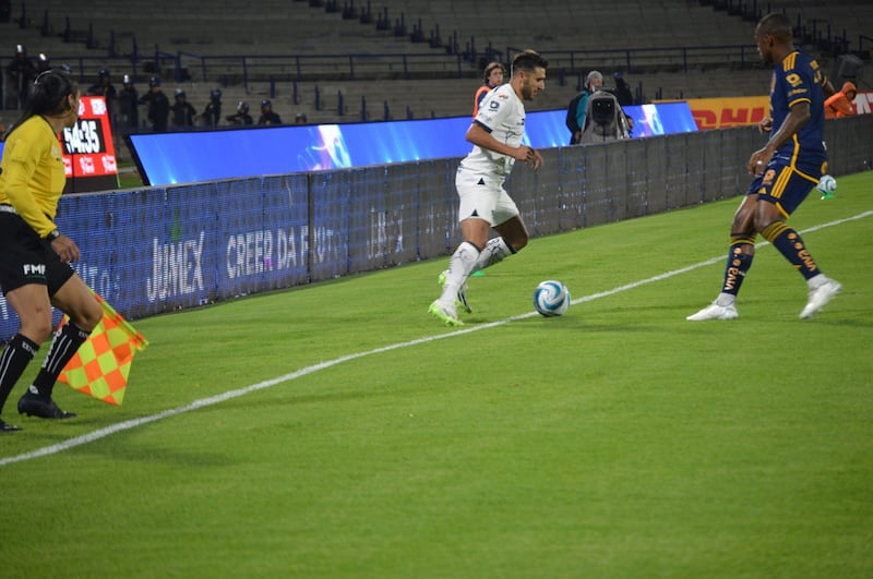 Pumas vence a Tigres