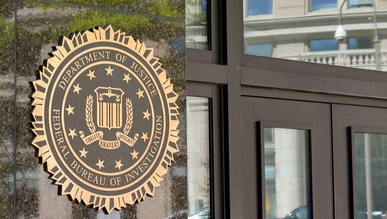 La advertencia del FBI: Por qué no debes atender a este tipo de llamadas