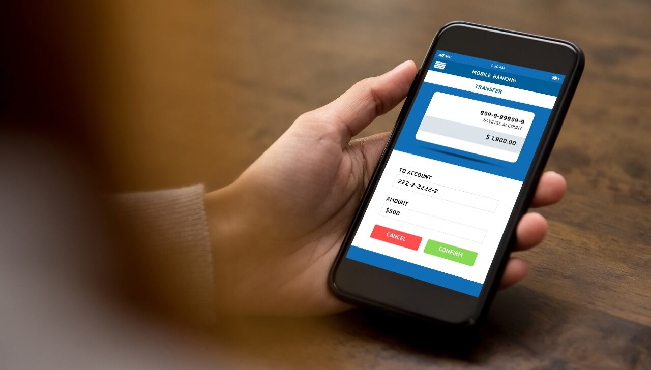 Cómo reclamar una transferencia de dinero errónea en 2025